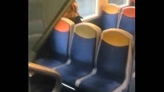Masturbation Dans Le Train (fast erwischt)
