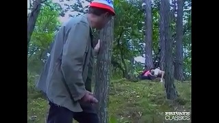 Double Cumshots In The Middle Of Wild Forest