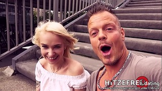 Hitzefrei.dating Catched By Police: Blonde Girl Fucked Outdoor (arteya)