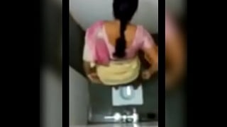 Desi aunty Pissing in Outside toilet