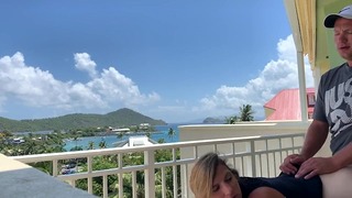 Gadis Walmart Tinder Bercinta di Balkoni di Kepulauan Virgin