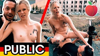 Deutsche Babe kjører naken i rushtiden til sex-date! Claudia Swea Dates66