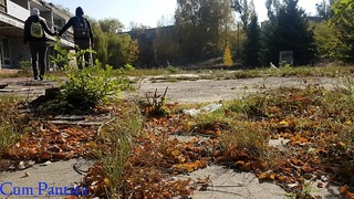 Сталкеры в Чернобыльской зоне обожают трусики со спермой