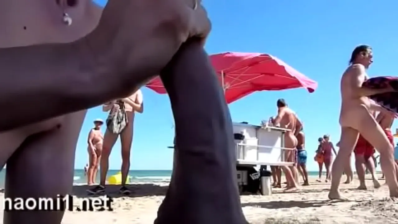 320px x 180px - Suck A Big Cock On A Public Beach - FreePublicPorn.com