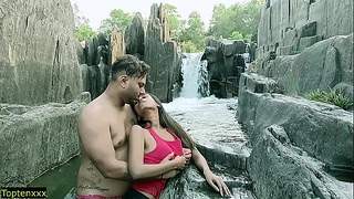 ¡Sexo de citas al aire libre indio con novia adolescente! mejor mierda viral