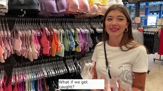 Blowjob In Fitting Room / Too Much Cum In Her Mouth