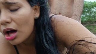 Follada En Rio Público Y Corrida En Mi Cara