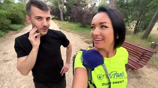Zuzu Sweet Fuck Atlet offentligt för hennes Onlyfans Casting Ansiktsbehandling