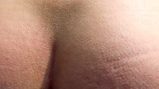 Γυμνό κοκαλιάρικο κορίτσι στο ποτάμι του Κολοράντο γαμήθηκε στον πρωκτό έξω από τον Τζέιμι Στόουν