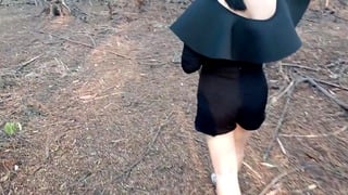 Walking In The Forest And Fucking Cum Gets A Creampie