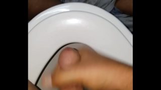 Cum En Baño Del Mall, Comenten Sin Miedo