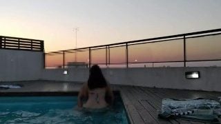 Cumming A Lot In The Pool At A Beautiful Sunset – Accounter Adventure