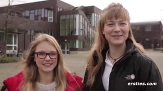 Ersties: Weibchen Ficken In Der Berliner Universitätsbibliothek