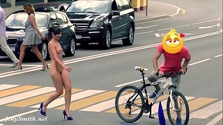 Cam Captures Jeny Getting Stripped In Public