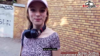 Kleine 18 Jährige Touristin Öğrenci Verführt Auf Der Straße Zum Outdoor Sex