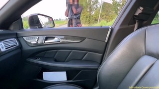 Sex unter der Brücke mit einer Prostituierten, die von der Straße entführt und bezahlt wird