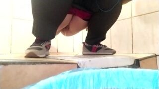 BBW Milf Pissing And Wiping Her Pussy In A Public Toilet