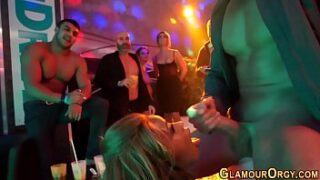 Glamour Babe Gets Facial