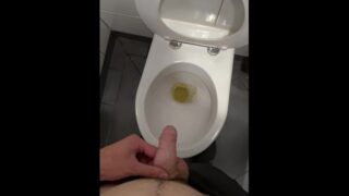 Man Piss In The Public Toilet POV 4K