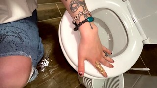 Nasty Public Toilet Wetting And Msasturbation