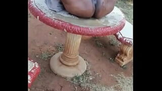 Port Harcourt Lady Squirting In Public