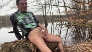 Risky Jerk Off And Cumshot At Public Lake Almost Caught