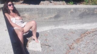 Sexy Risky Girl Hid And Masturbates On A Public Beach