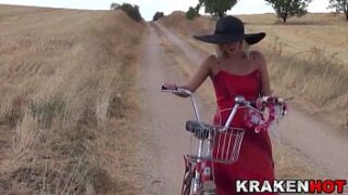 Voyeur Video With A Girl Outdoor Provocating With Her Ass