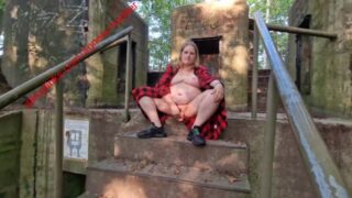 BBW Slut Masturbate In The Middle Of The Forest