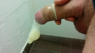Filling Condom With Cum In Public Toilet – Slugsofcumguy