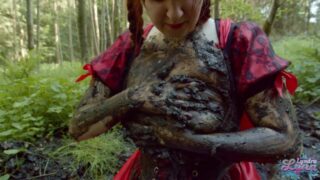 Red Riding Hood In Forest Mud Trailer