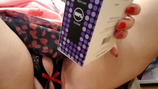 Sexshop – Buying A Buttplug. Husband Talking With Seller And Wife Showing Pussy. Complete Videos.