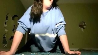 Cute Girl Gets Her Tight Pussy Fucked And Creampie In An Abandoned House