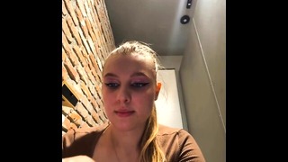 Hard train with big ass girl